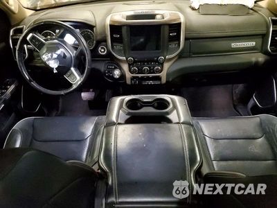 Zdjęcie 8 z 12 samochodu: 2020 RAM 1500 LARAMIE VIN:1C6SRFJT9LN275505 - miniatura