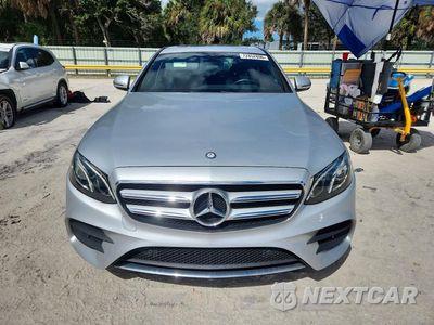 Piąte zdjęcie samochodu w środku: 2017 MERCEDES-BENZ E 300 VIN:WDDZF4JB9HA179454 - miniatura