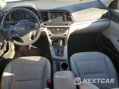 Zdjęcie 8 z 12 samochodu: 2017 HYUNDAI ELANTRA SE VIN:5NPD84LF9HH057197 - miniatura