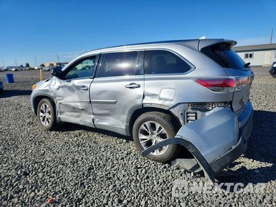 Drugie zdjęcie samochodu z przodu: 2015 TOYOTA HIGHLANDER XLE VIN:5TDJKRFH5FS134833 - miniatura
