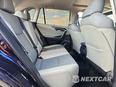 Zdjęcie 11 z 14 samochodu: 2024 TOYOTA RAV4 XLE PREMIUM VIN:2T3C1RFV1RW329526 - miniatura