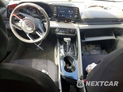 Zdjęcie 8 z 12 samochodu: 2021 HYUNDAI ELANTRA SEL VIN:5NPLS4AG1MH012810 - miniatura