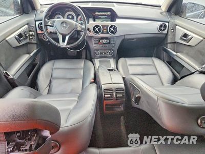 Zdjęcie 8 z 13 samochodu: 2015 MERCEDES-BENZ GLK 350 VIN:WDCGG5HBXFG441626 - miniatura