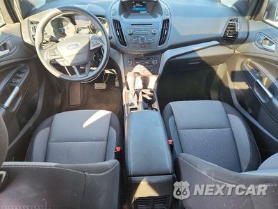 Zdjęcie 8 z 13 samochodu: 2018 FORD ESCAPE SE VIN:1FMCU0GD5JUB62058 - miniatura