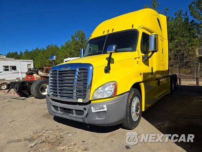 2017 FREIGHTLINER CASCADIA 125 3AKJGLDR9HSJJ2104 - główne zdjęcie licytacji z USA - miniatura