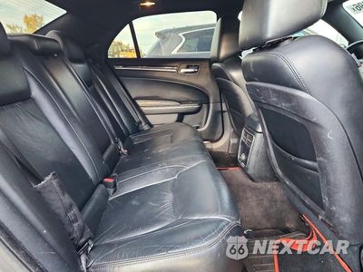 Zdjęcie 10 z 12 samochodu: 2011 CHRYSLER 300 LIMITED VIN:2C3CA5CGXBH537963 - miniatura