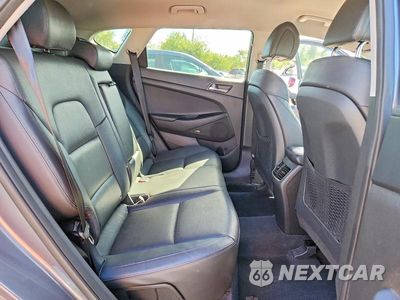 Zdjęcie 11 z 13 samochodu: 2018 HYUNDAI TUCSON LIMITED VIN:KM8J3CA25JU750240 - miniatura