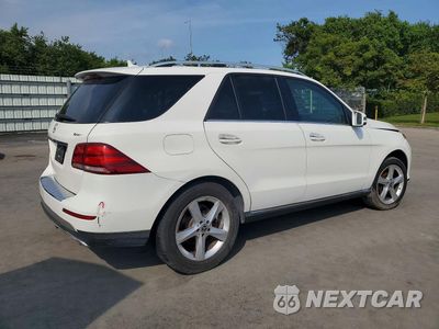 Trzecie zdjęcie samochodu z tyłu: 2018 MERCEDES-BENZ GLE 350 4MATIC VIN:4JGDA5HB2JB172355 - miniatura