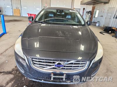 Piąte zdjęcie samochodu w środku: 2012 VOLVO S60 T5 VIN:YV1622FS4C2083864 - miniatura