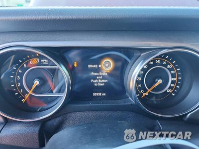 Zdjęcie 9 z 13 samochodu: 2021 JEEP WRANGLER UNLIMITED SAHARA VIN:1C4HJXEN9MW668038 - miniatura
