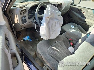 Zdjęcie 8 z 12 samochodu: 2001 CHEVROLET S TRUCK S10 VIN:1GCCS19W918172826 - miniatura
