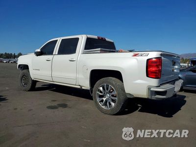 Drugie zdjęcie samochodu z przodu: 2018 CHEVROLET SILVERADO K1500 LT VIN:3GCUKREC0JG479729 - miniatura