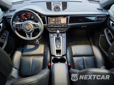 Zdjęcie 8 z 13 samochodu: 2019 PORSCHE MACAN VIN:WP1AA2A54KLB06586 - miniatura