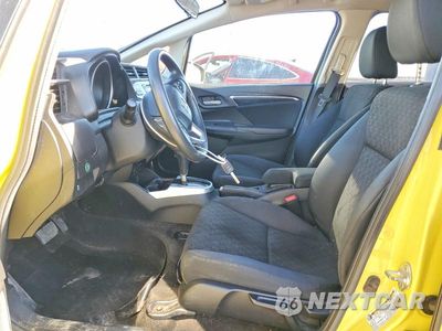 Zdjęcie 7 z 13 samochodu: 2017 HONDA FIT LX VIN:JHMGK5H56HS002582 - miniatura