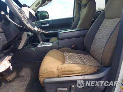 Zdjęcie 7 z 12 samochodu: 2019 TOYOTA TUNDRA SR5 VIN:5TFUW5F1XKX817614 - miniatura