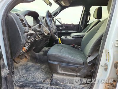 Zdjęcie 7 z 12 samochodu: 2022 RAM 2500 TRADESMAN VIN:3C6UR5CJ8NG390719 - miniatura