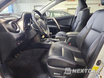 Zdjęcie 7 z 13 samochodu: 2018 TOYOTA RAV4 LIMITED VIN:JTMDFREV2JJ214301 - miniatura