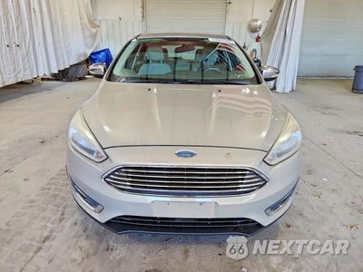 Piąte zdjęcie samochodu w środku: 2016 FORD FOCUS SE VIN:1FADP3K22GL309111 - miniatura
