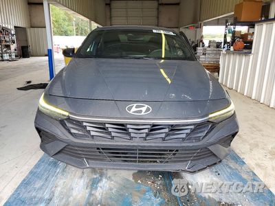 Piąte zdjęcie samochodu w środku: 2025 HYUNDAI ELANTRA SEL SPORT VIN:KMHLM4DG1SU891553 - miniatura