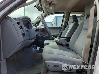 Zdjęcie 7 z 13 samochodu: 2007 DODGE DAKOTA QUAD SLT VIN:1D7HW48N47S241329 - miniatura
