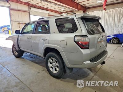Drugie zdjęcie samochodu z przodu: 2020 TOYOTA 4RUNNER SR5 VIN:JTEBU5JR5L5753596 - miniatura