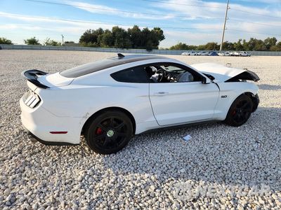 Trzecie zdjęcie samochodu z tyłu: 2020 FORD MUSTANG GT VIN:1FA6P8CF5L5185356 - miniatura