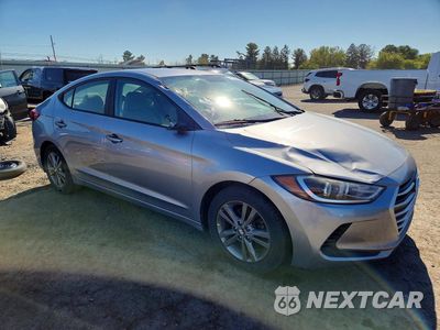 Czwarte zdjęcie samochodu z boku: 2017 HYUNDAI ELANTRA SE VIN:5NPD84LFXHH009174 - miniatura