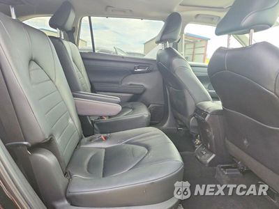 Zdjęcie 11 z 14 samochodu: 2024 TOYOTA HIGHLANDER XLE VIN:5TDKDRBH6RS528995 - miniatura