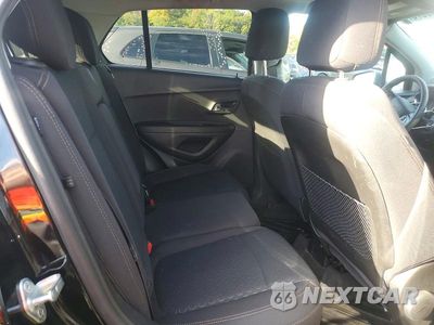 Zdjęcie 10 z 12 samochodu: 2019 CHEVROLET TRAX LS VIN:3GNCJNSB6KL394008 - miniatura