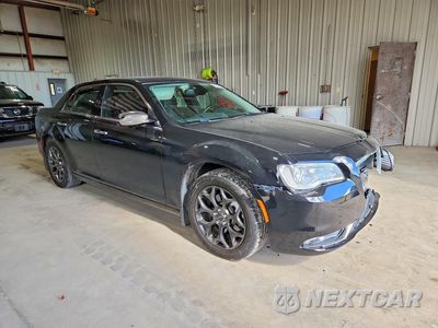 Czwarte zdjęcie samochodu z boku: 2016 CHRYSLER 300C VIN:2C3CCAKG9GH244258 - miniatura