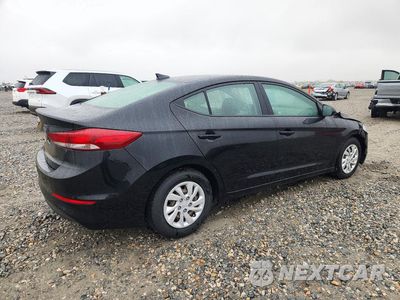 Trzecie zdjęcie samochodu z tyłu: 2018 HYUNDAI ELANTRA SE VIN:5NPD74LF4JH383014 - miniatura