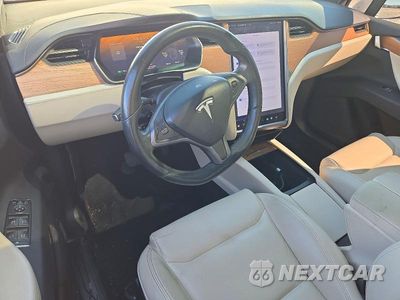Zdjęcie 8 z 14 samochodu: 2020 TESLA MODEL X VIN:5YJXCDE24LF299425 - miniatura