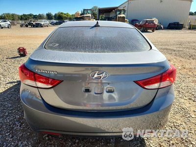 Zdjęcie 6 z 12 samochodu: 2013 HYUNDAI ELANTRA GLS VIN:5NPDH4AE1DH304684 - miniatura