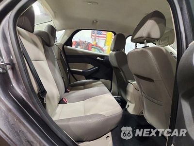 Zdjęcie 10 z 13 samochodu: 2013 FORD FOCUS SE VIN:1FADP3F2XDL216326 - miniatura