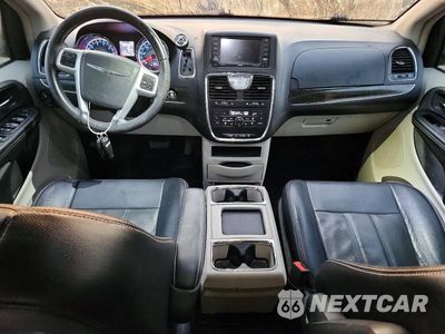 Zdjęcie 8 z 14 samochodu: 2015 CHRYSLER TOWN & COUNTRY TOURING VIN:2C4RC1BG3FR630432 - miniatura