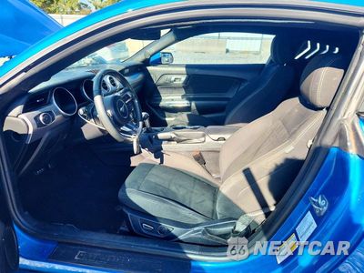 Zdjęcie 7 z 12 samochodu: 2019 FORD MUSTANG VIN:1FA6P8TH0K5178167 - miniatura