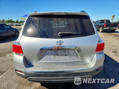 Zdjęcie 6 z 13 samochodu: 2013 TOYOTA HIGHLANDER SE VIN:5TDZK3EH9DS122361 - miniatura