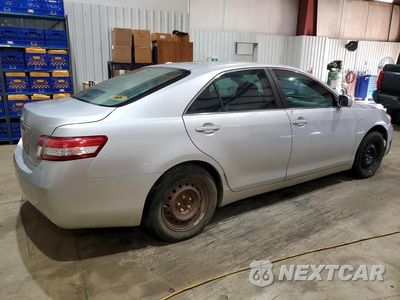 Trzecie zdjęcie samochodu z tyłu: 2011 TOYOTA CAMRY BASE VIN:4T1BF3EK3BU633005 - miniatura