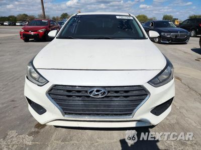 Piąte zdjęcie samochodu w środku: 2018 HYUNDAI ACCENT SEL VIN:3KPC24A3XJE012303 - miniatura