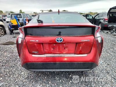 Zdjęcie 6 z 12 samochodu: 2017 TOYOTA PRIUS FOUR VIN:JTDKARFU3H3529120 - miniatura