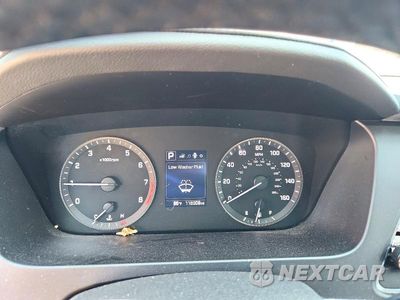 Zdjęcie 9 z 12 samochodu: 2017 HYUNDAI SONATA SPORT VIN:5NPE34AF5HH571800 - miniatura