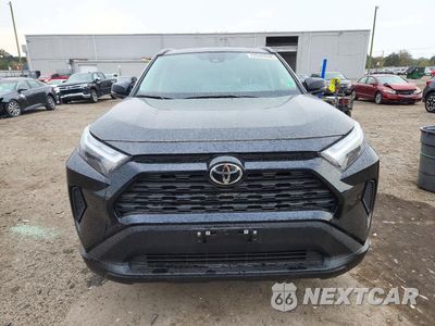Piąte zdjęcie samochodu w środku: 2025 TOYOTA RAV4 HYBRID XLE VIN:JTMRWRFV1SJ087854 - miniatura