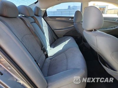 Zdjęcie 10 z 12 samochodu: 2014 HYUNDAI SONATA GLS VIN:5NPEB4ACXEH925542 - miniatura