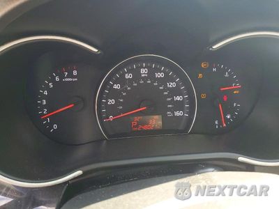 Zdjęcie 9 z 13 samochodu: 2014 KIA SORENTO LX VIN:5XYKT3A64EG459568 - miniatura