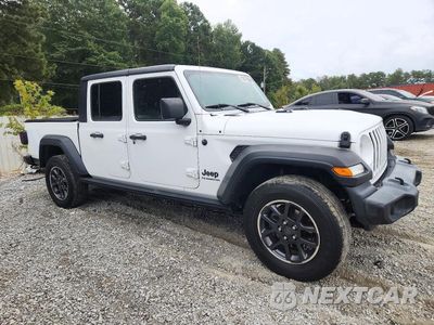 Czwarte zdjęcie samochodu z boku: 2020 JEEP GLADIATOR SPORT VIN:1C6HJTAGXLL121190 - miniatura
