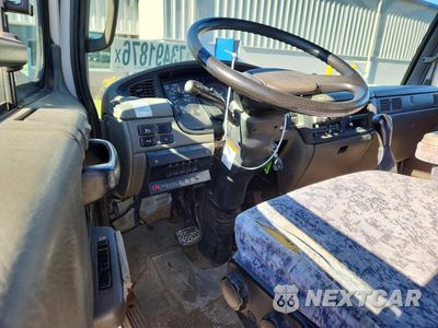 Zdjęcie 8 z 13 samochodu: 2006 NISSAN DIESEL UD1800 VIN:JNAMA80H26AF55107 - miniatura
