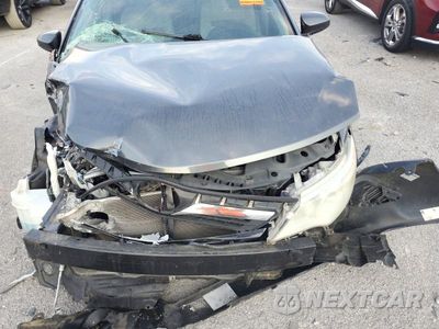 Zdjęcie 11 z 12 samochodu: 2013 TOYOTA CAMRY LE VIN:4T4BF1FK8DR294852 - miniatura