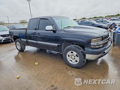 Czwarte zdjęcie samochodu z boku: 2001 CHEVROLET SILVERADO C1500 VIN:2GCEC19V411407696 - miniatura