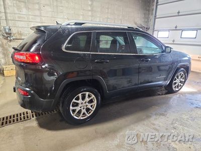 Trzecie zdjęcie samochodu z tyłu: 2014 JEEP CHEROKEE LATITUDE VIN:1C4PJMCS3EW229843 - miniatura