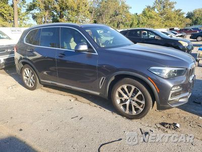 Czwarte zdjęcie samochodu z boku: 2020 BMW X5 XDRIVE40I VIN:5UXCR6C05L9B18886 - miniatura